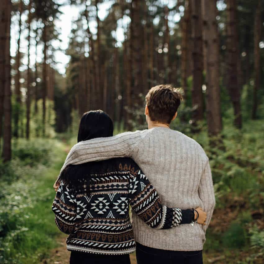 Comment naviguer dans l'amour et les relations avec les Vierges