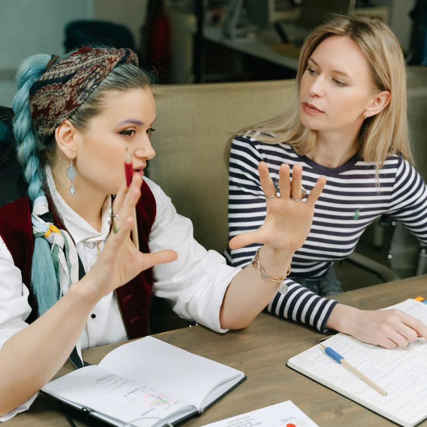 femme prêt à se tromper croit astrologie